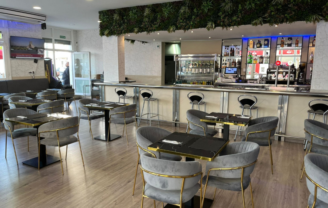 Transfer - Bar Restaurante -
Badalona - Montigalà