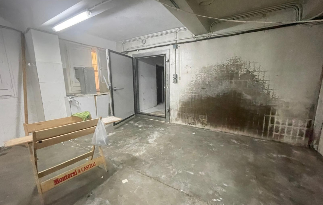 Alquiler - Local comercial -
Barcelona - Gràcia