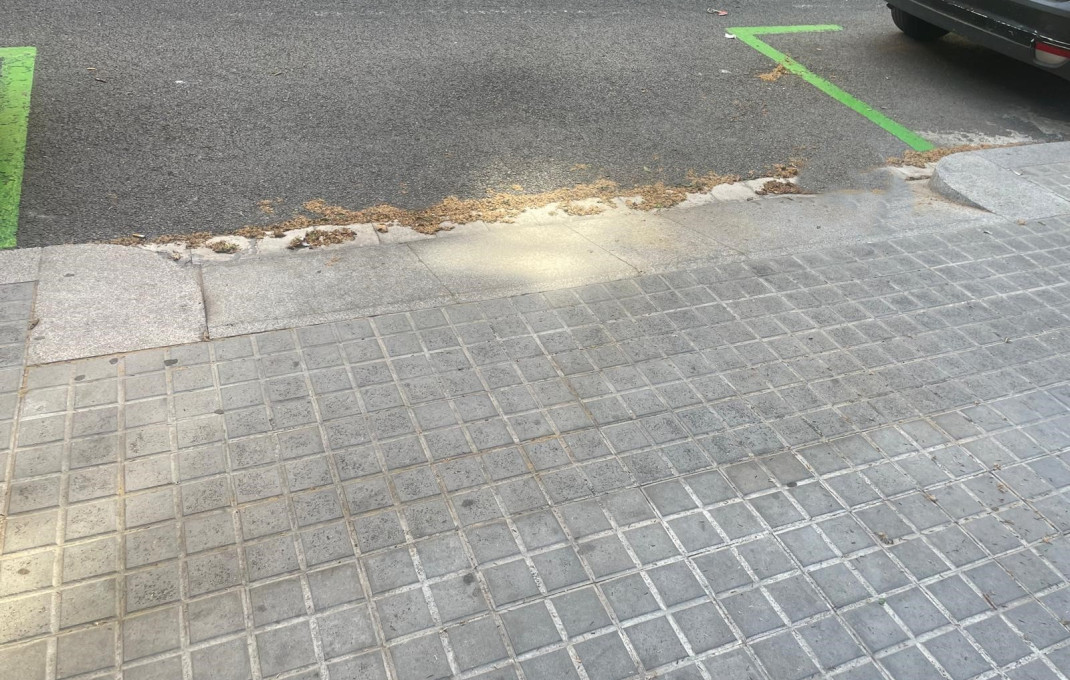 Alquiler - Local comercial -
Barcelona - Gràcia