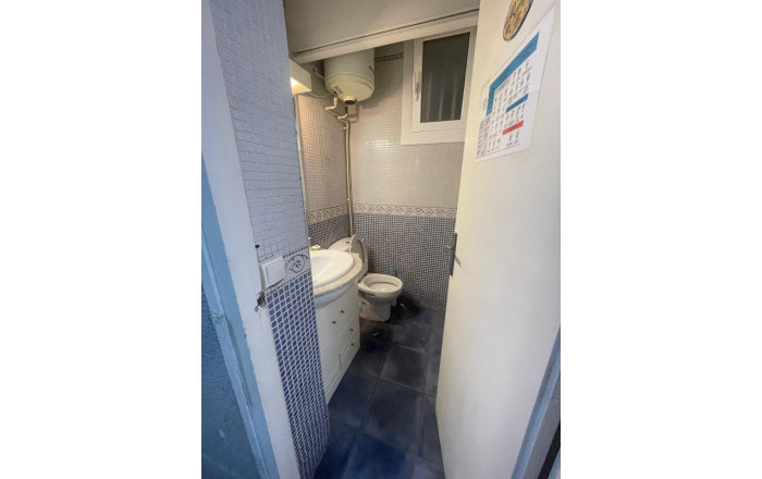 Venta - Local comercial -
Barcelona - Gràcia