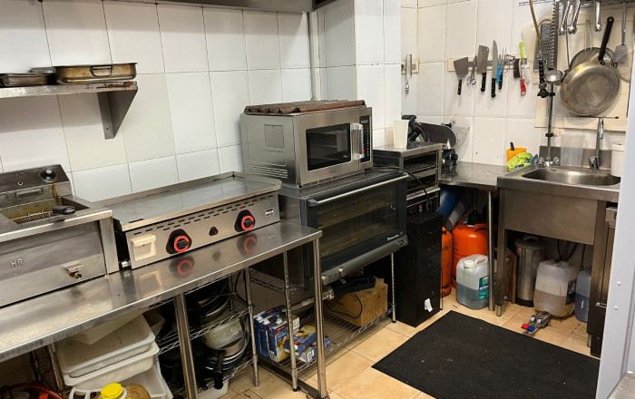 Traspaso - Bar Restaurante -
Barcelona - Nou Barris