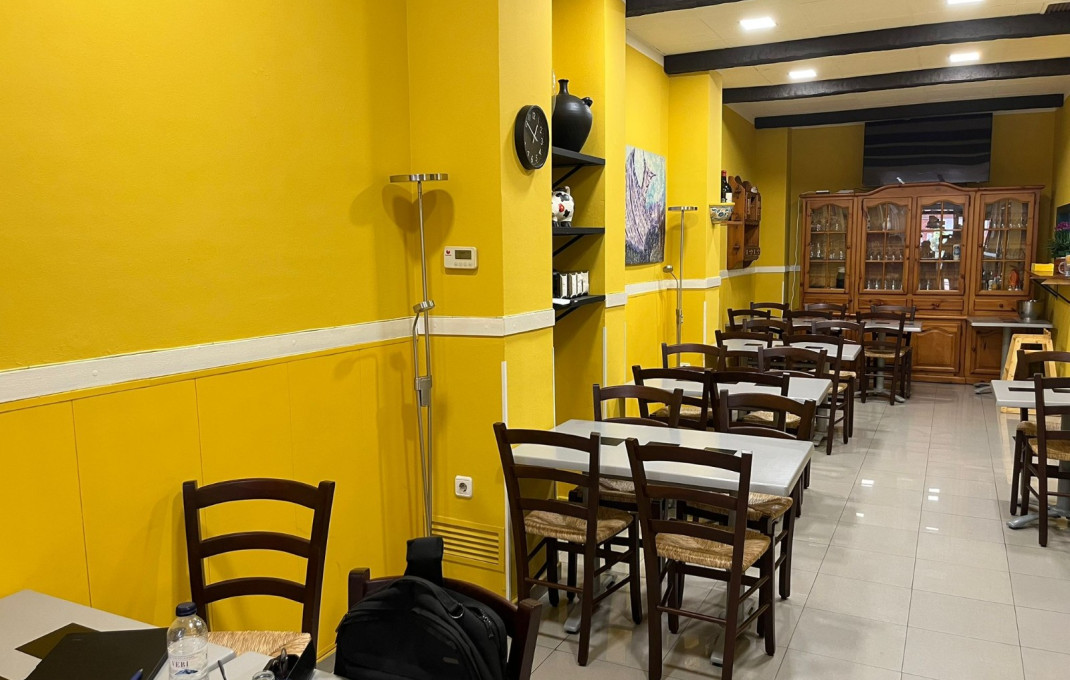 Traspaso - Bar Restaurante -
Barcelona - Nou Barris