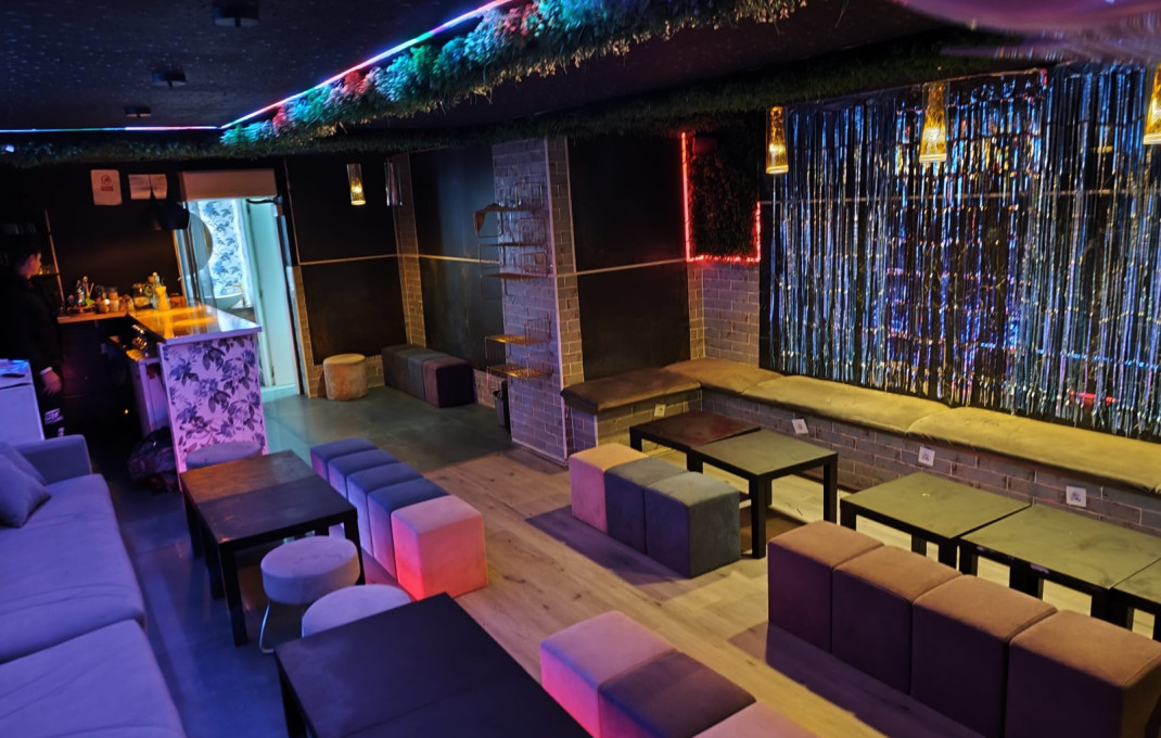 Traspaso - Bar-Cafeteria -
Barcelona - Sants