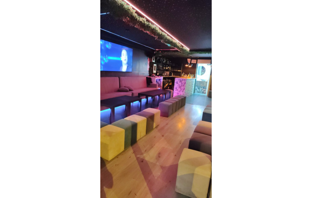 Traspaso - Bar-Cafeteria -
Barcelona - Sants