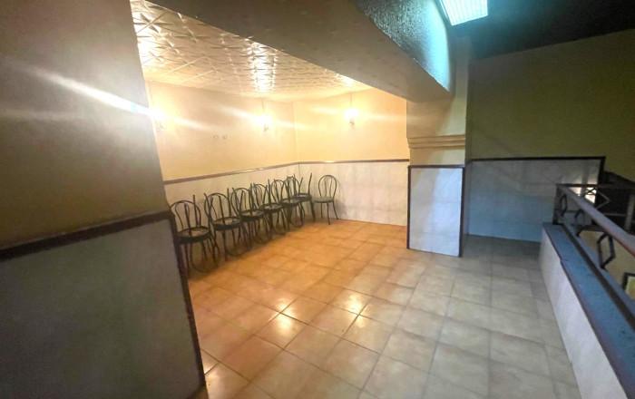 Venta - Local comercial -
Barcelona - Gràcia