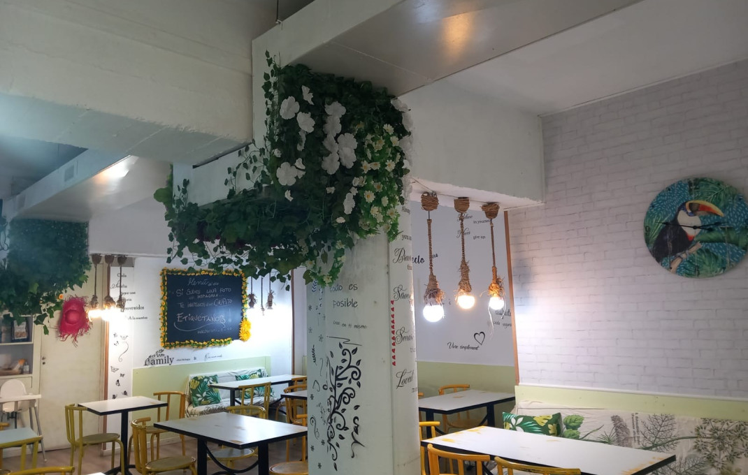 Traspaso - Bar Restaurante -
Barcelona - Les corts