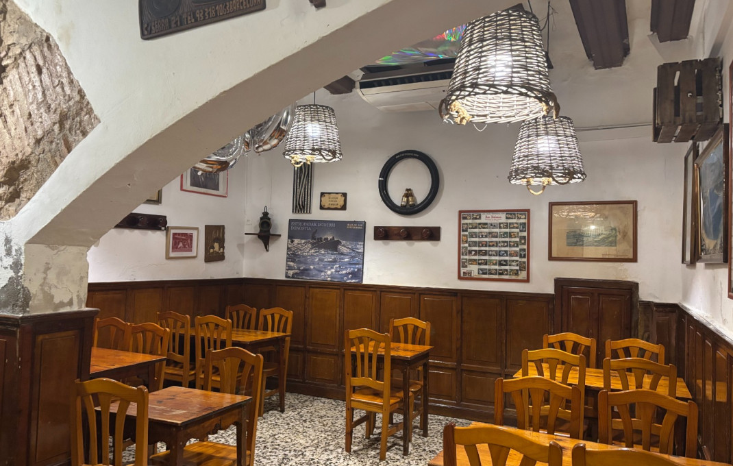 Transfer - Bar Restaurante -
Barcelona - Gótico