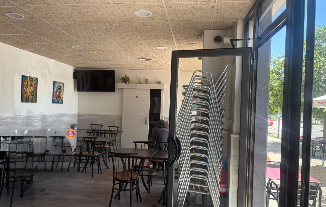 Venta - Bar Restaurante -
Viladecans