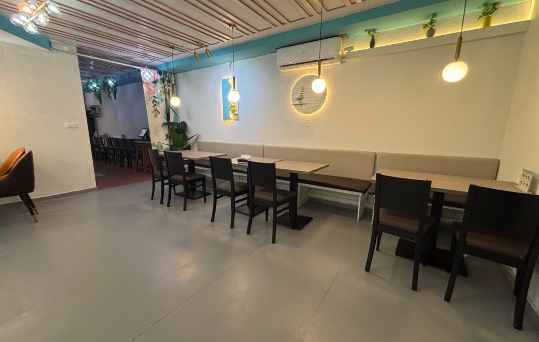 Traspaso - Restaurante -
Barcelona - Eixample