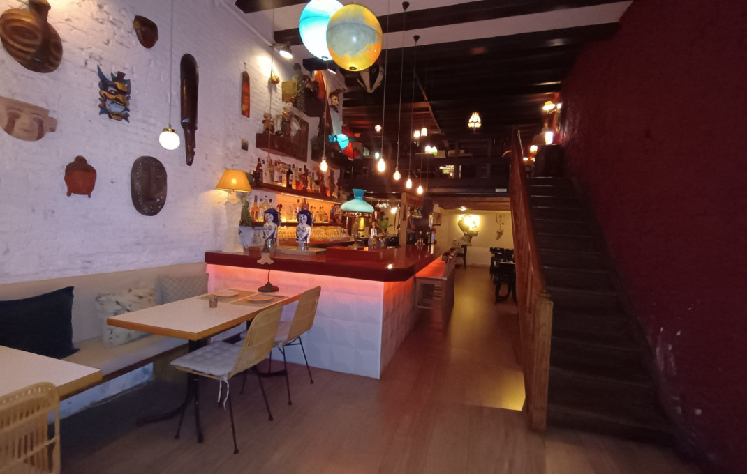Traspaso - Bar Restaurante -
Barcelona - Eixample