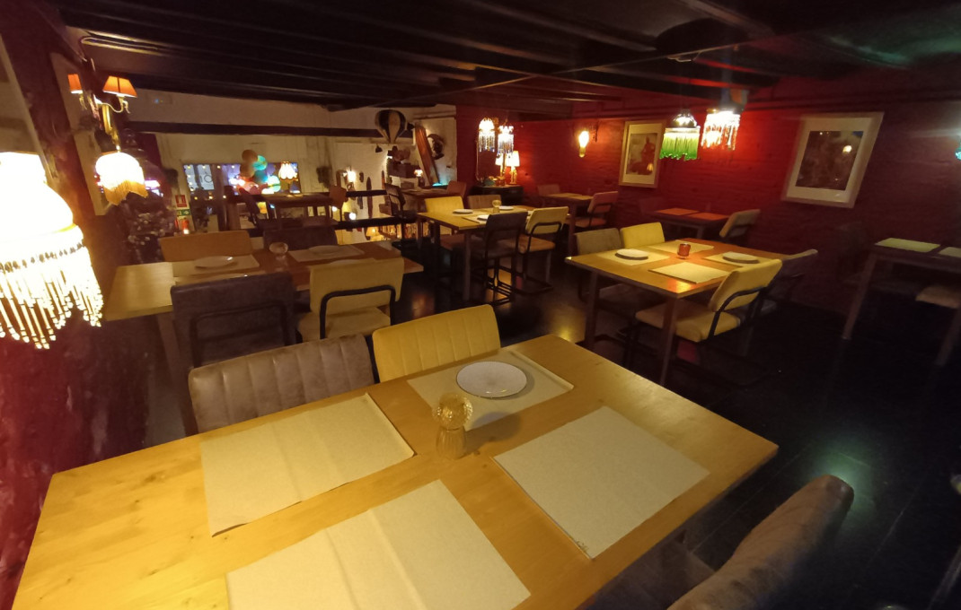 Traspaso - Bar Restaurante -
Barcelona - Eixample