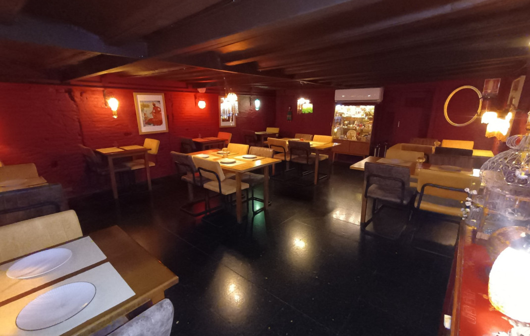 Traspaso - Bar Restaurante -
Barcelona - Eixample