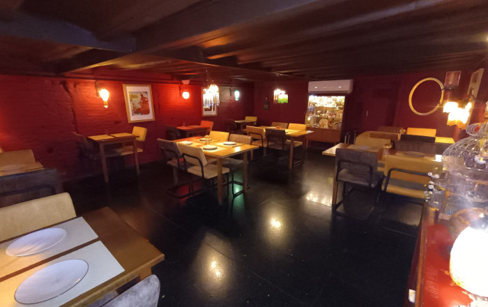 Traspaso - Bar Restaurante -
Barcelona - Eixample