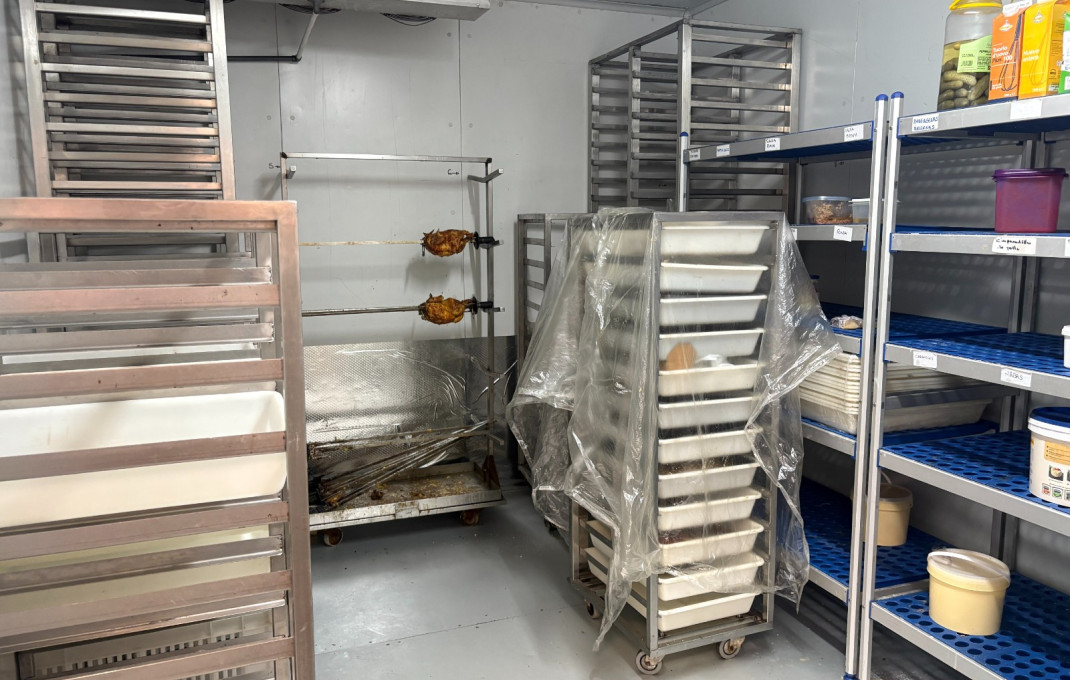 Traspaso - Take Away -
Castelldefels