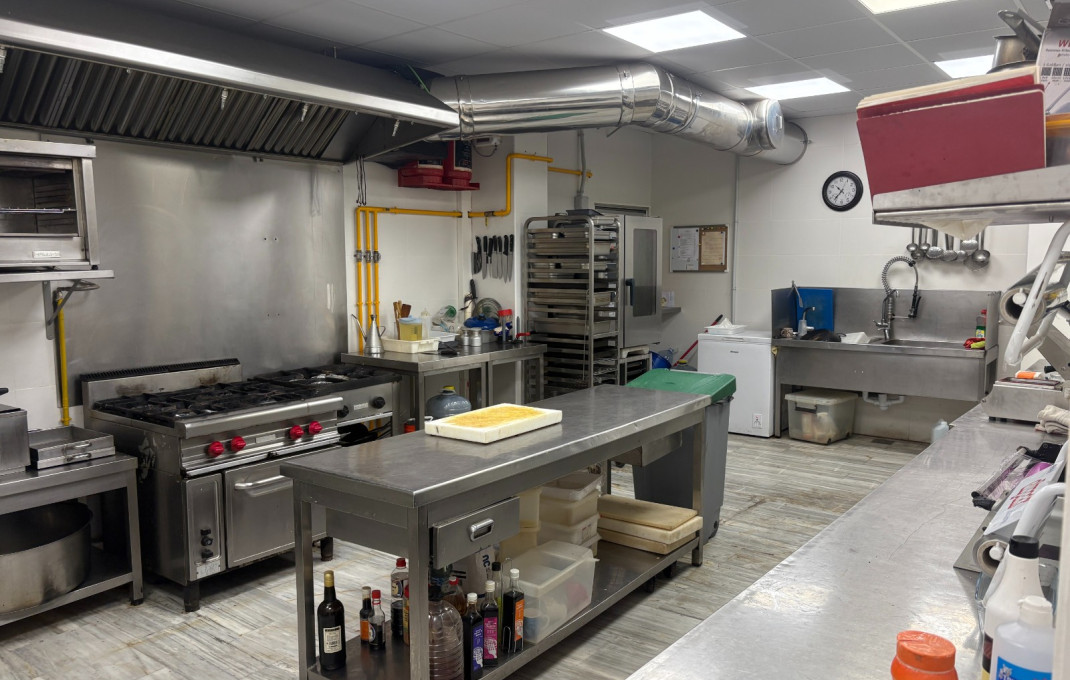 Traspaso - Take Away -
Castelldefels