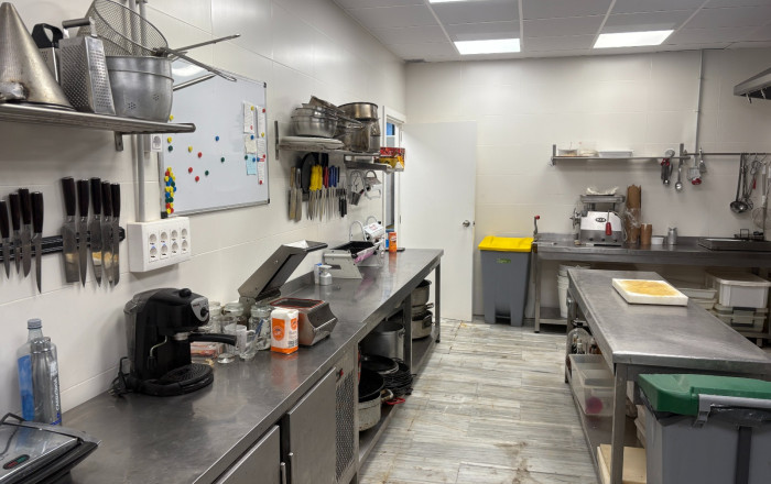 Traspaso - Take Away -
Castelldefels