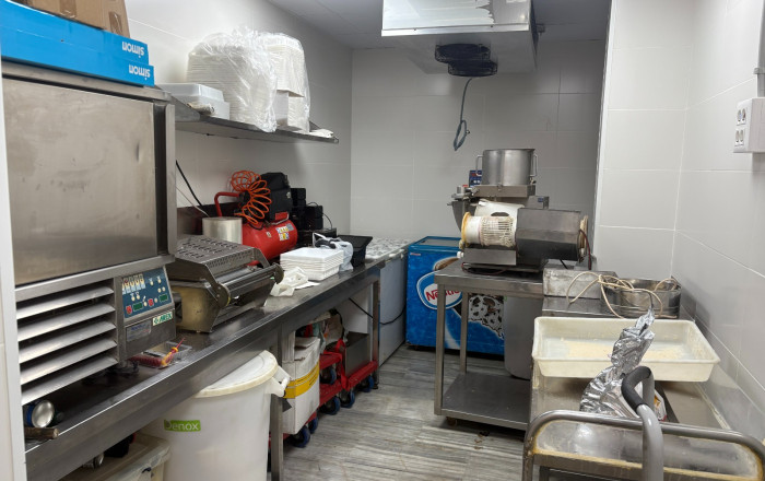 Traspaso - Take Away -
Castelldefels