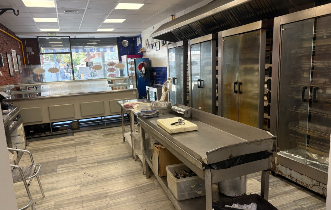 Traspaso - Take Away -
Castelldefels