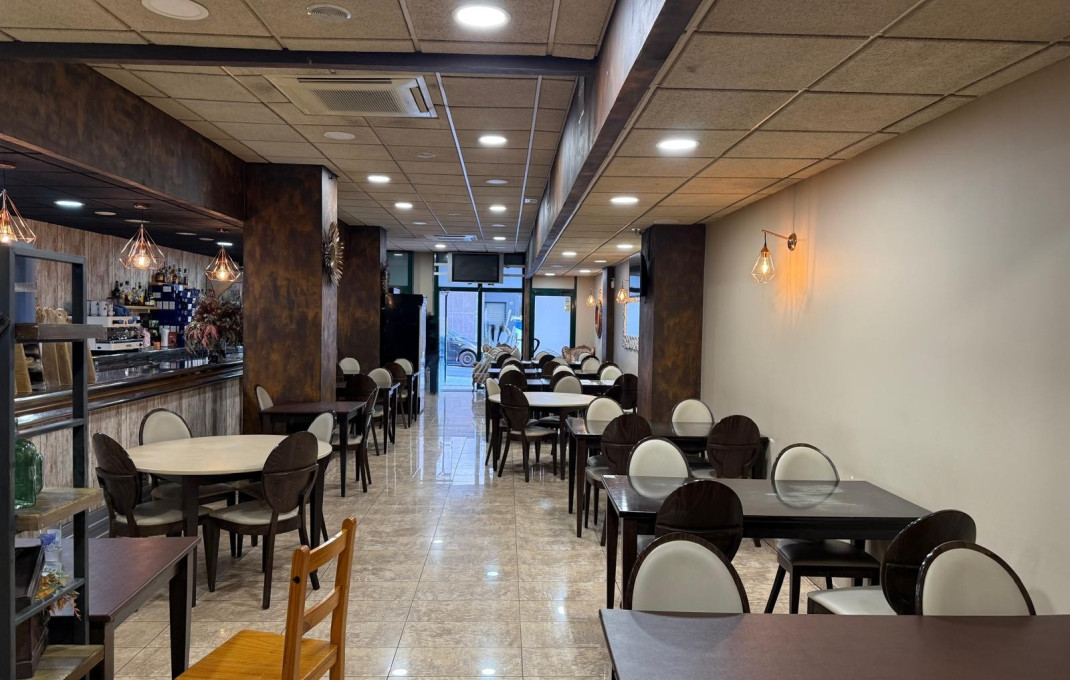 Traspaso - Bar Restaurante -
Cerdanyola del Vallès - Serraparera