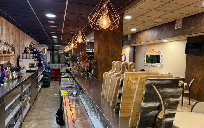 Traspaso - Bar Restaurante -
Cerdanyola del Vallès - Serraparera
