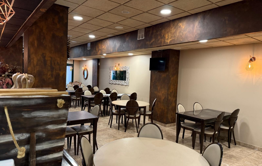 Traspaso - Bar Restaurante -
Cerdanyola del Vallès - Serraparera