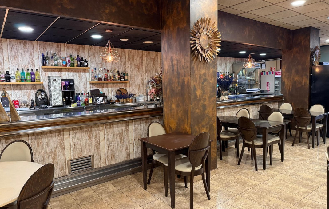 Traspaso - Bar Restaurante -
Cerdanyola del Vallès - Serraparera