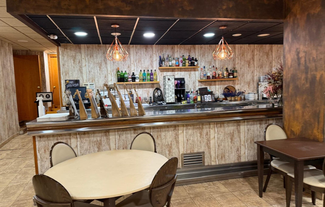 Traspaso - Bar Restaurante -
Cerdanyola del Vallès - Serraparera