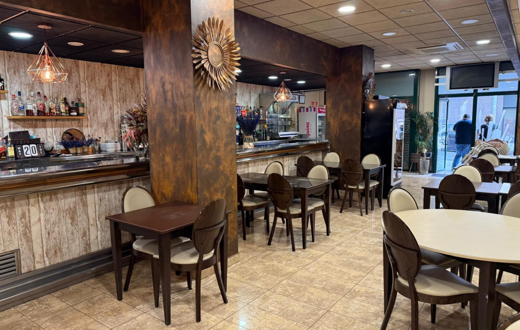 Traspaso - Bar Restaurante -
Cerdanyola del Vallès - Serraparera