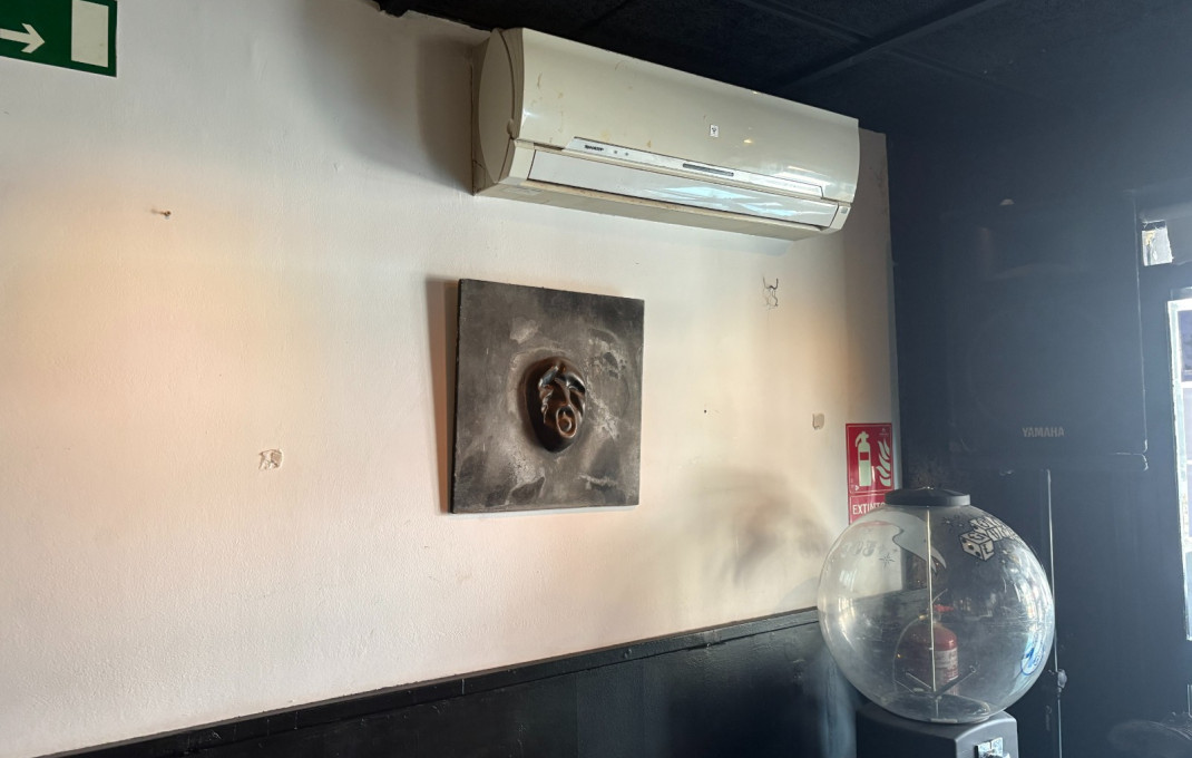 Traspaso - Bar Copas Musical -
Castelldefels