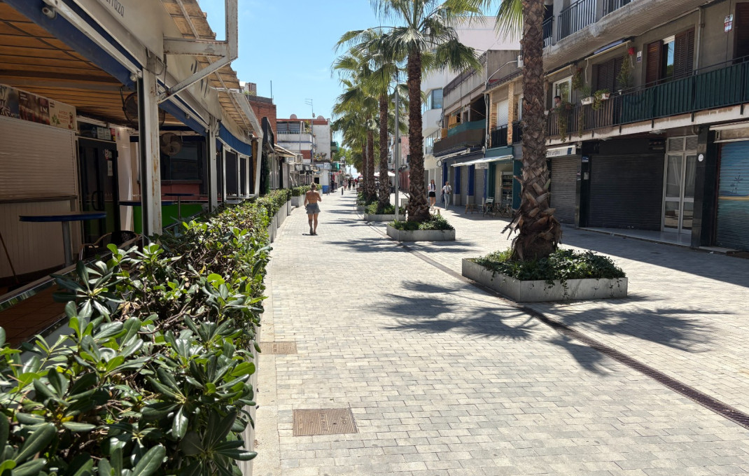 Traspaso - Bar Copas Musical -
Castelldefels