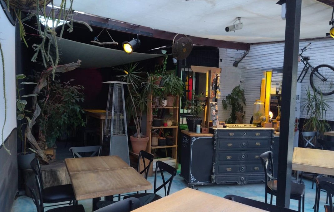 Traspaso - Bar Copas Musical -
Castelldefels