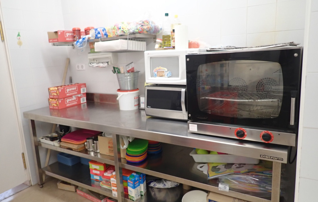 Traspaso - Local comercial -
Viladecans