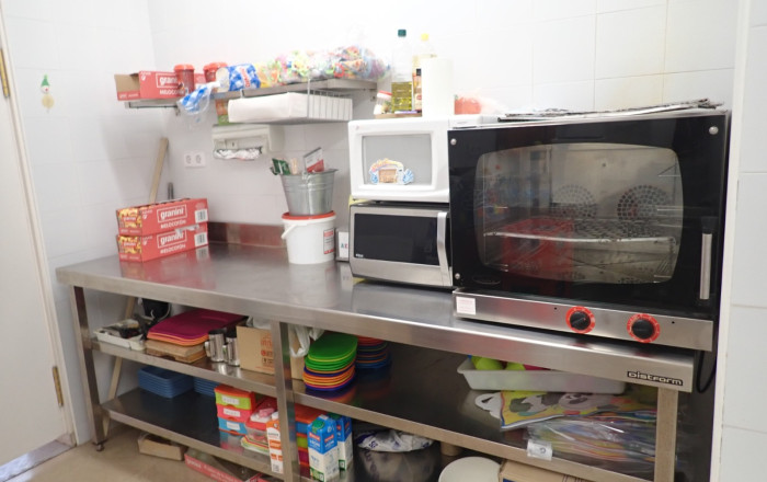 Traspaso - Local comercial -
Viladecans