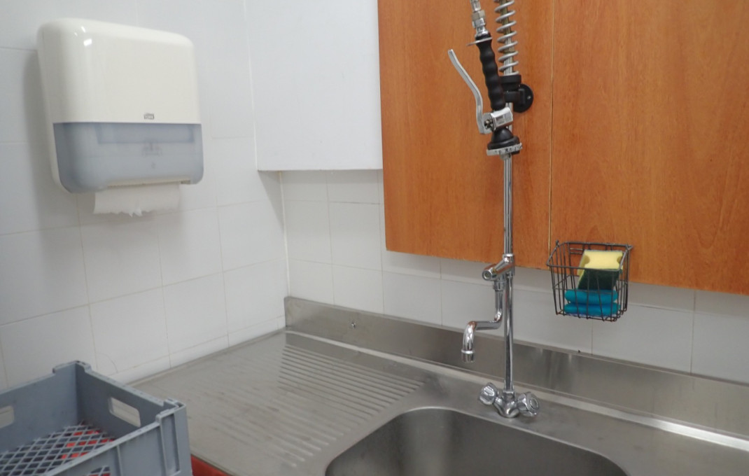 Traspaso - Local comercial -
Viladecans