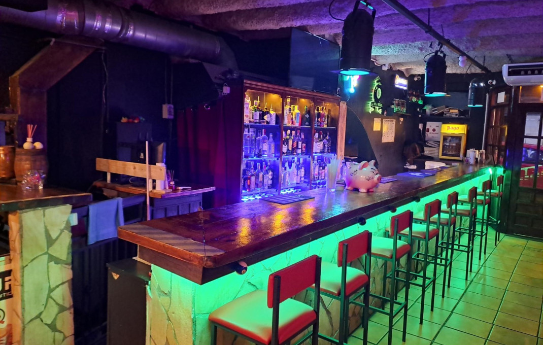 Traspaso - Bar Restaurante -
Vallirana