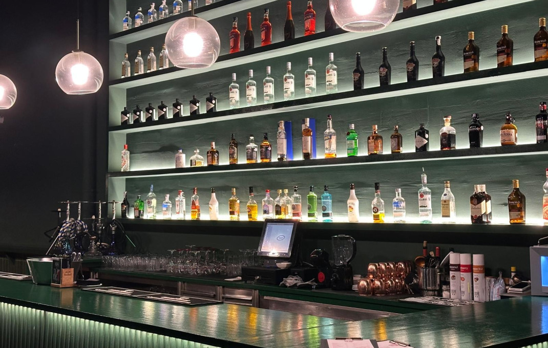 Traspaso - Bar Copas Musical -
Argentona