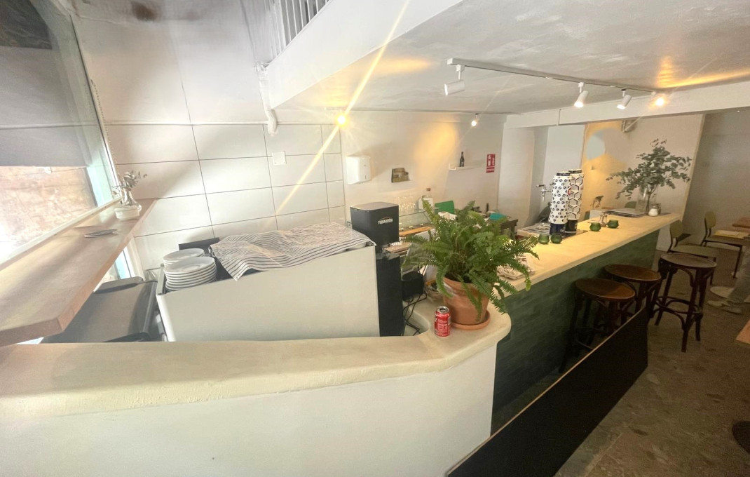 Traspaso - Bar-Cafeteria -
Barcelona - Sant Gervaci