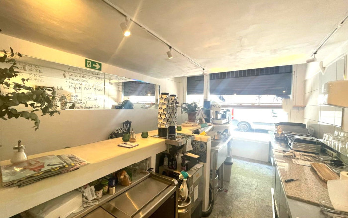 Traspaso - Bar-Cafeteria -
Barcelona - Sant Gervaci