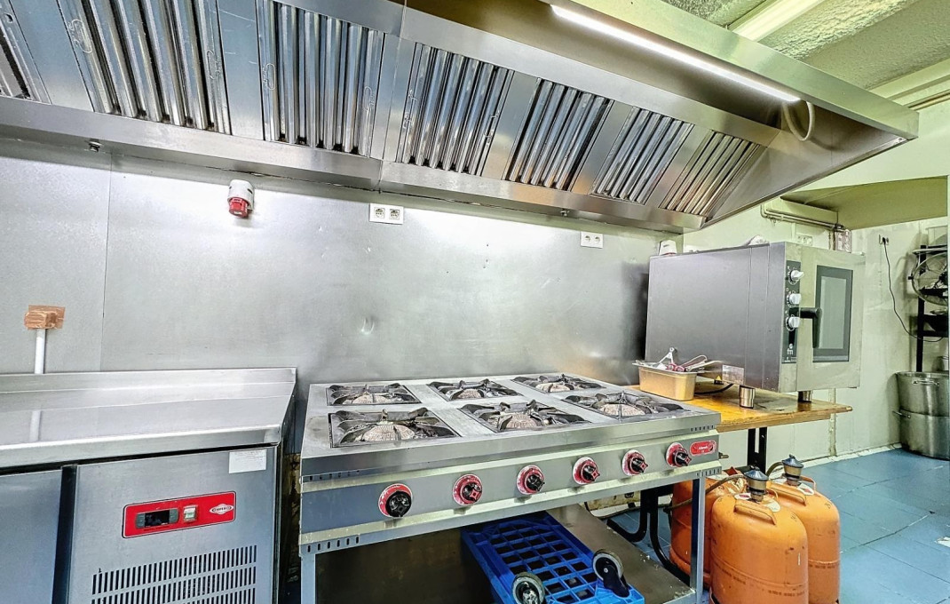 Traspaso - Cocina industrial -
Barcelona - Eixample Izquierdo