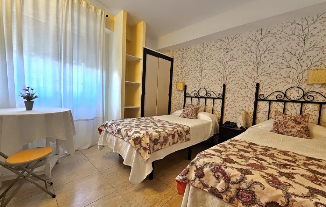 Venta - Hostal -
Ávila - Piedralaves