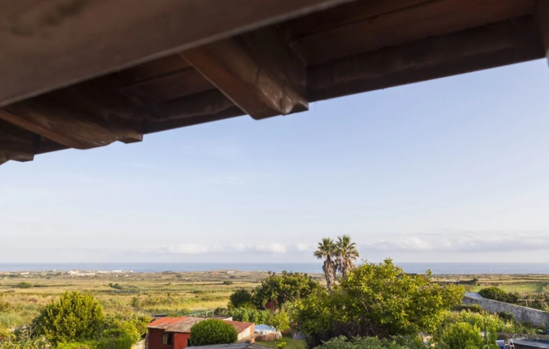 Venta - Casa -
Santander