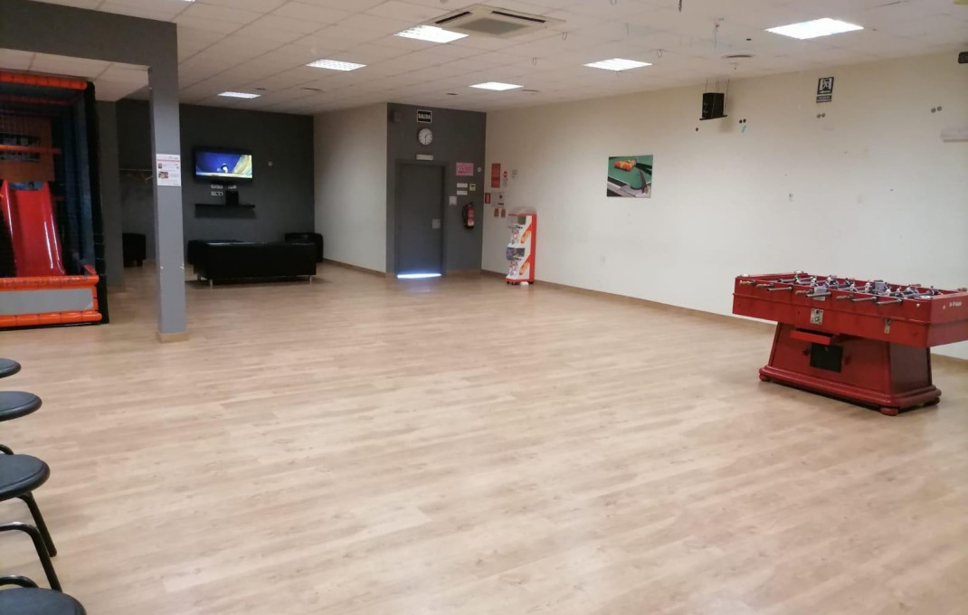 Traspaso - Local comercial -
Granollers