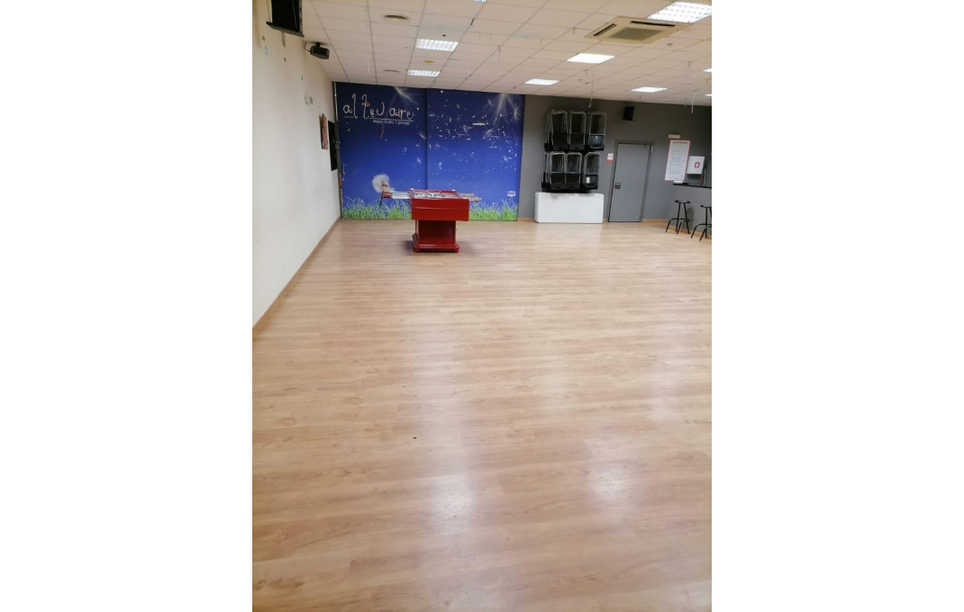 Traspaso - Local comercial -
Granollers