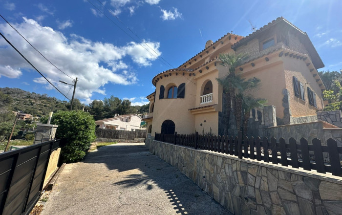 Alquiler - Casa -
Cubelles