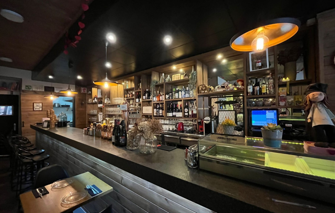 Traspaso - Restaurante -
Barcelona - Sagrada familia