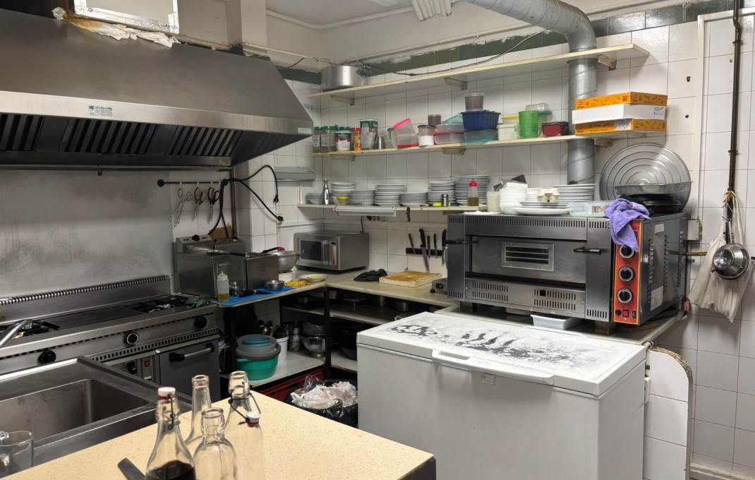 Traspaso - Bar Restaurante -
Barcelona - Sarriá - Francesc Macia