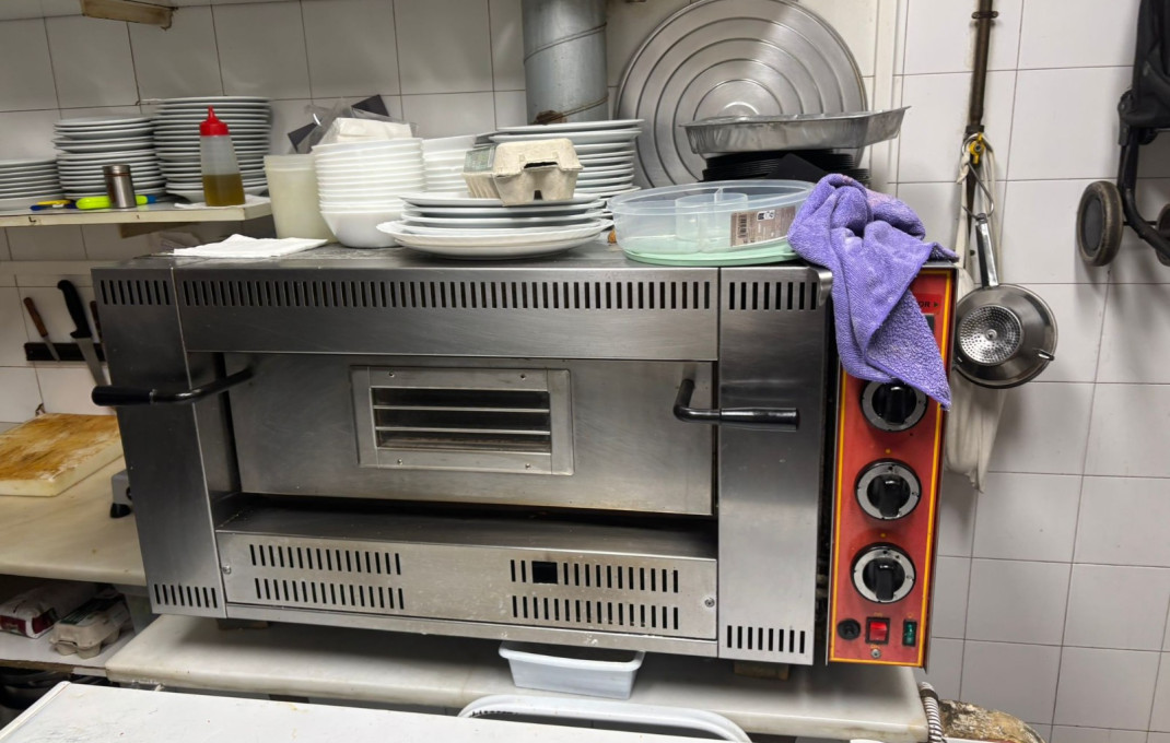 Traspaso - Bar Restaurante -
Barcelona - Sarriá - Francesc Macia