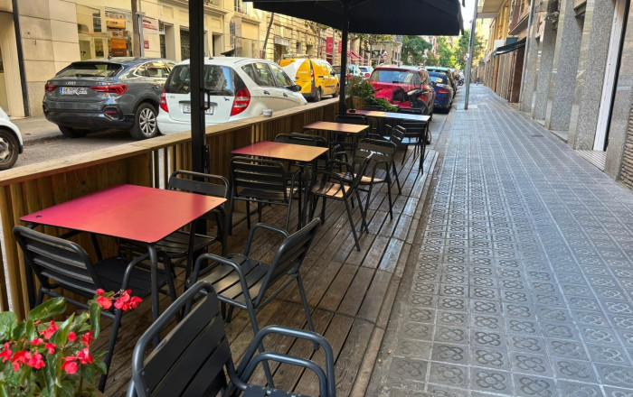 Traspaso - Bar Restaurante -
Barcelona - Sarriá - Francesc Macia