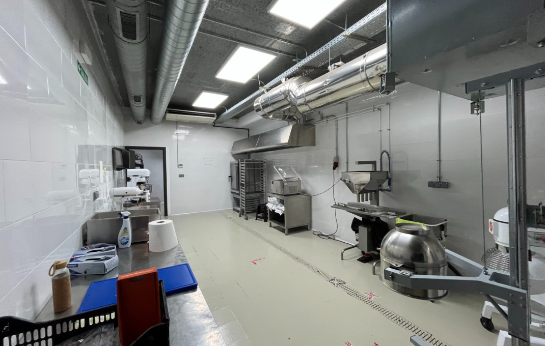 Traspaso - Obradores y/o Panaderias -
Barcelona - Eixample