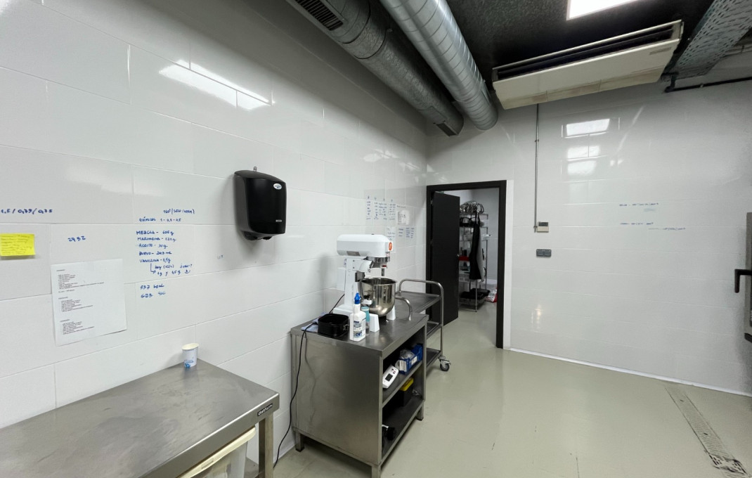 Traspaso - Obradores y/o Panaderias -
Barcelona - Eixample